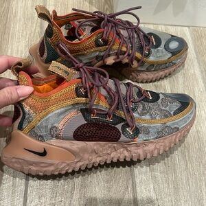 Nike Desert Dust 2020 Flow, Size 7